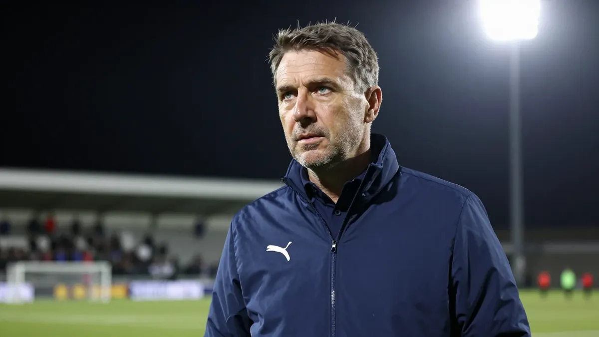 Coach Ivan Leko zegt dat Club Brugge klaar is voor Aston Villa na een moeilijke zege in Lommel, waarbij hij de druk op...
