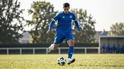 Het middenveld van Club Brugge, met spelers als Hans Vanaken en Hugo Vetlesen, staat centraal in de onrust na een...
